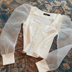 Cute white puff chiffon sleeved crop top